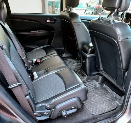 Dodge Journey cena 48900 przebieg: 230000, rok produkcji 2017 z Olecko małe 67